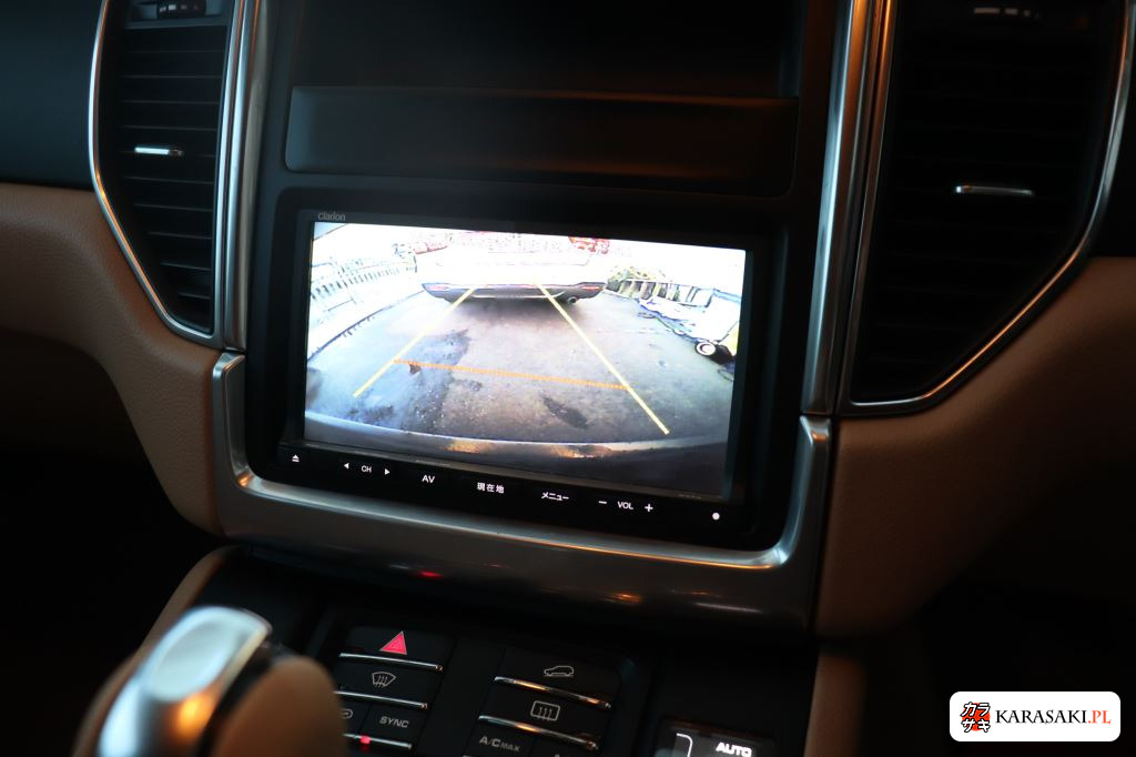 2015 Porsche Macan 4WD 11