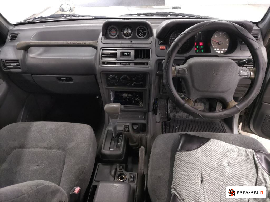 1997 Mitsubishi Pajero 5D 4WD 5