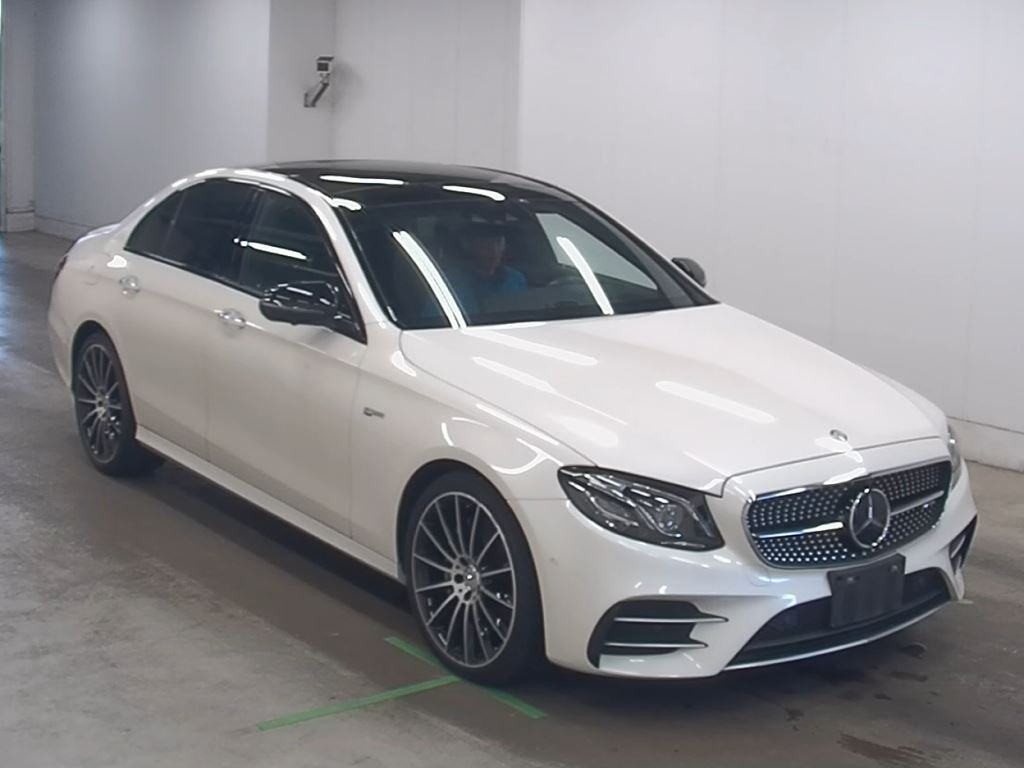 Mercedes-AMG E-Class 2017 z aukcji japońskiej