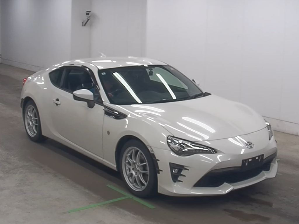 Toyota 86 2017 z aukcji japońskiej