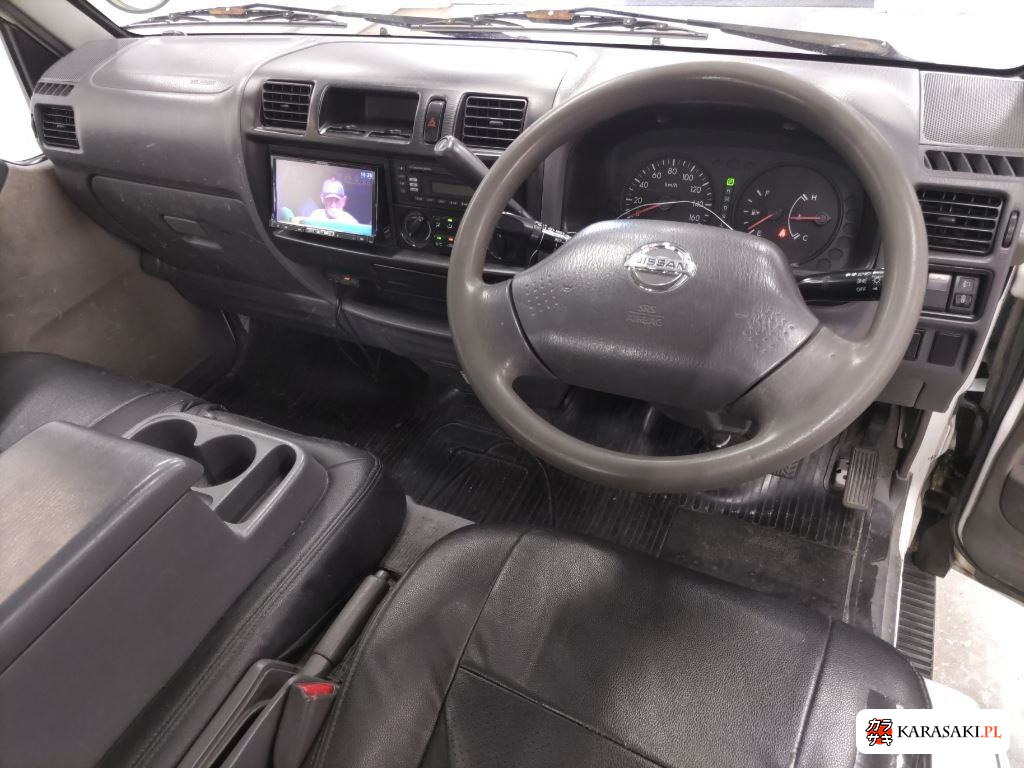 2011 Nissan SKP2TN 5