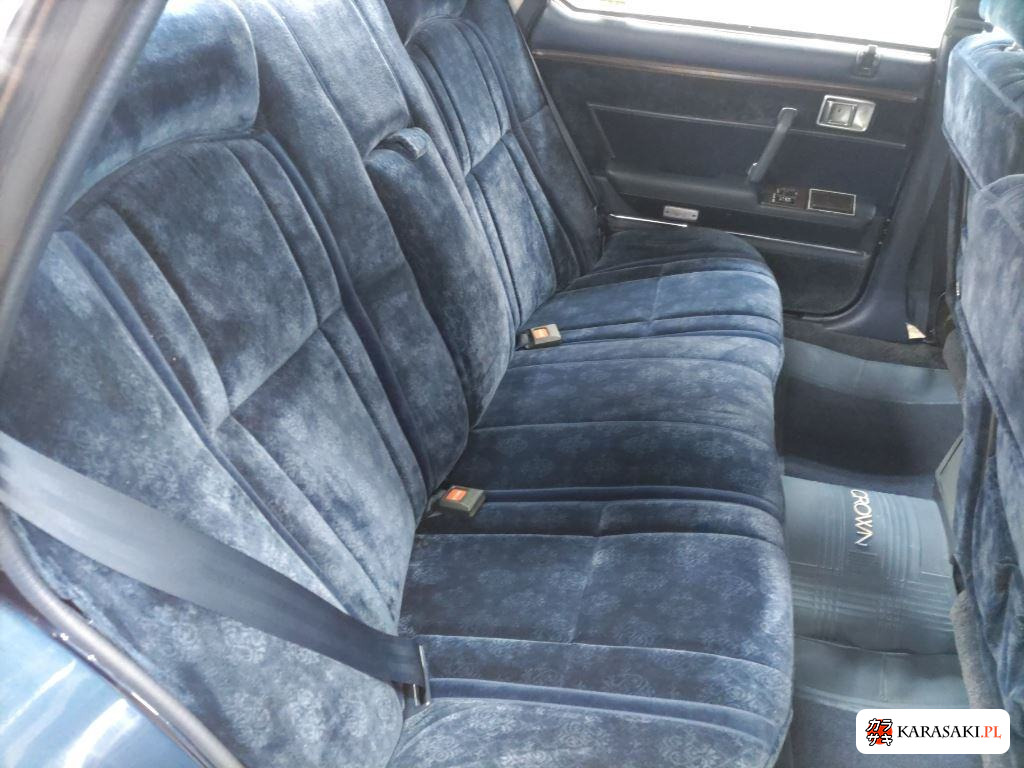 Toyota Crown 1982 z aukcji japońskiej