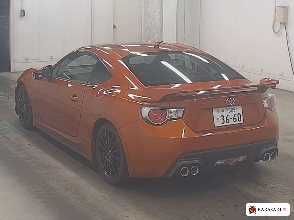 Toyota 86 2012 z aukcji japońskiej