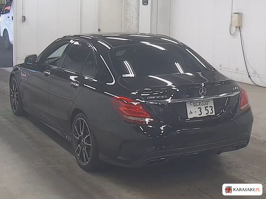 Mercedes-AMG C-Class 2016 z aukcji japońskiej
