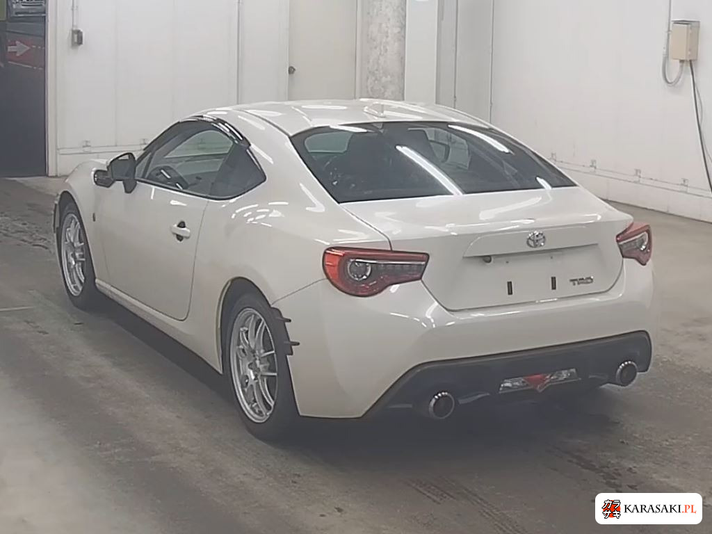 Toyota 86 2017 z aukcji japońskiej