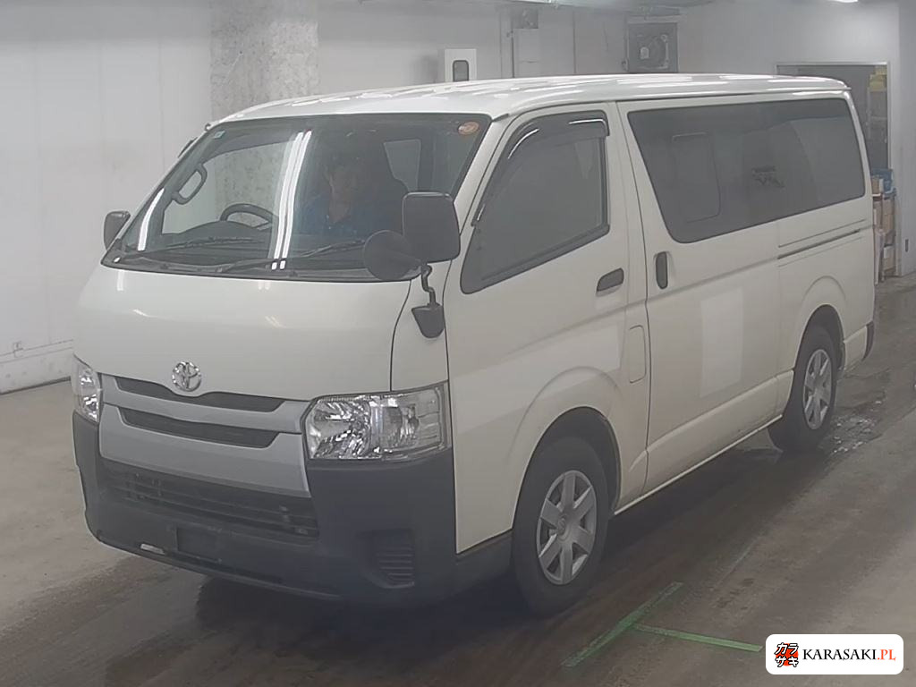 2010 Volkswagen Routan 3