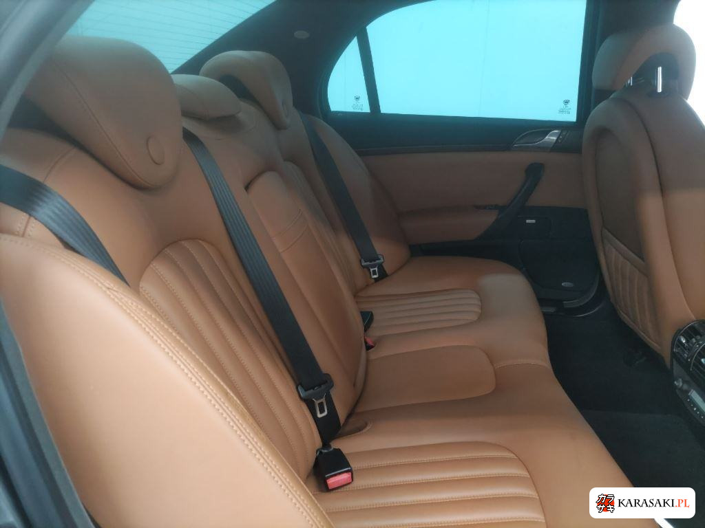2007 Lancia Thesis 6