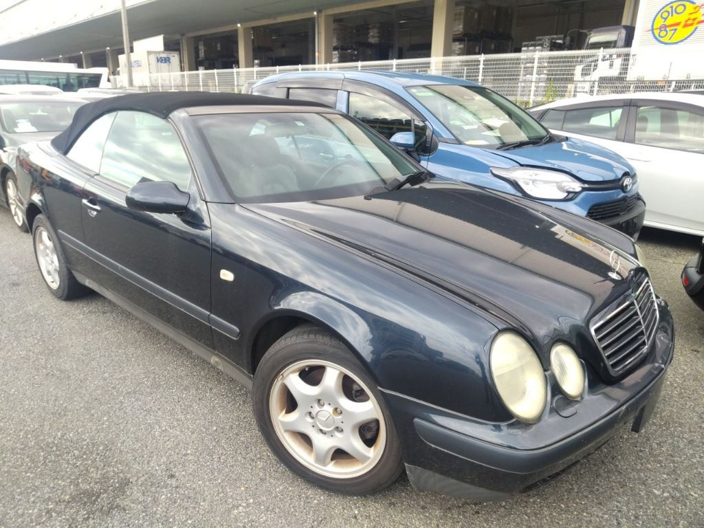 Mercedes-Benz CLK 1999 z aukcji japońskiej