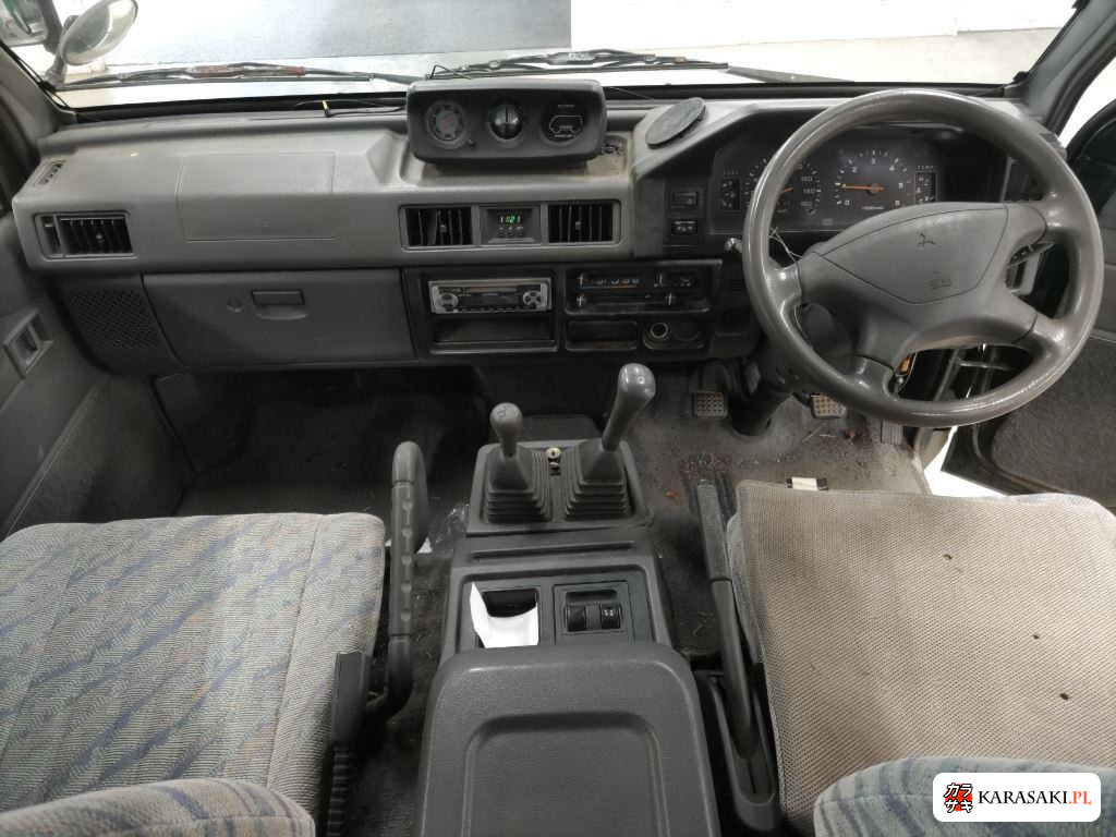 1999 Mitsubishi P25W 5