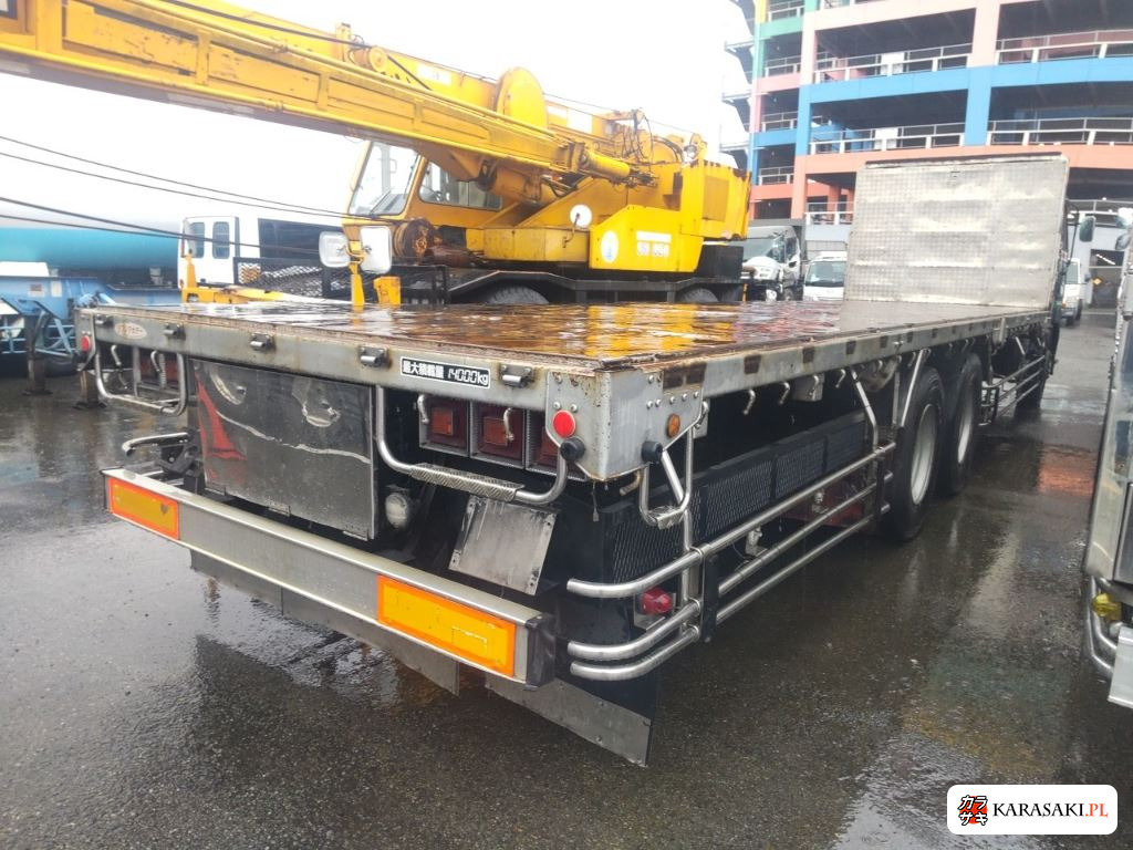 2005 Nissan CD48J 4