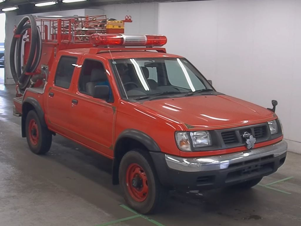 Nissan LRMD22 2000 z aukcji japońskiej