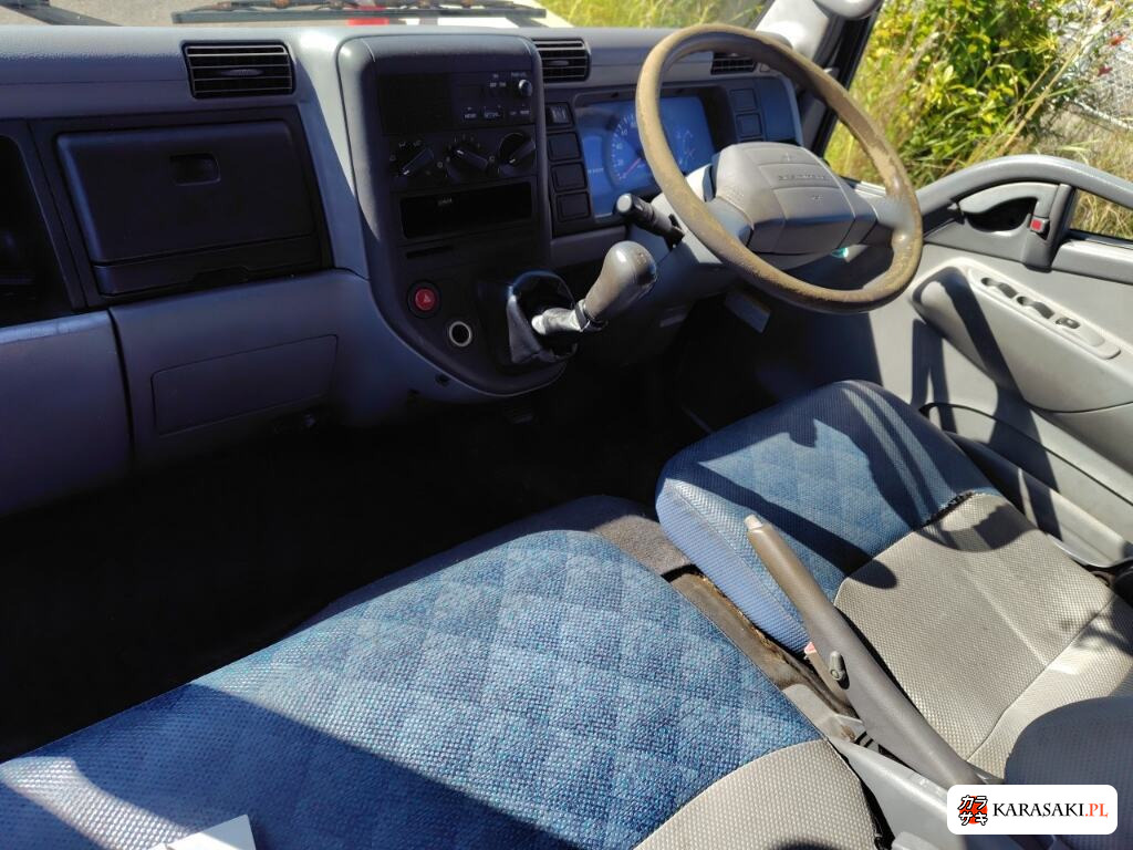 2005 Mitsubishi FB70BB 5