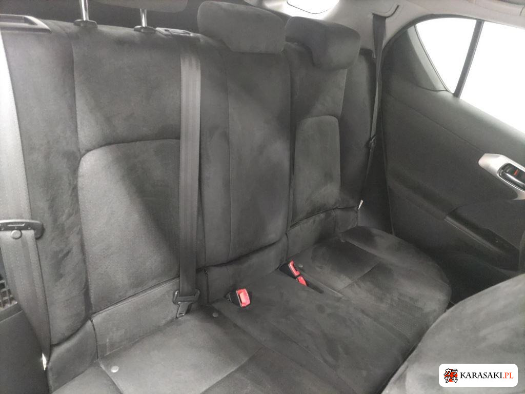 2011 Lexus CT CT200H 6