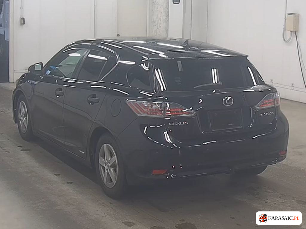 2011 Lexus CT CT200H 2