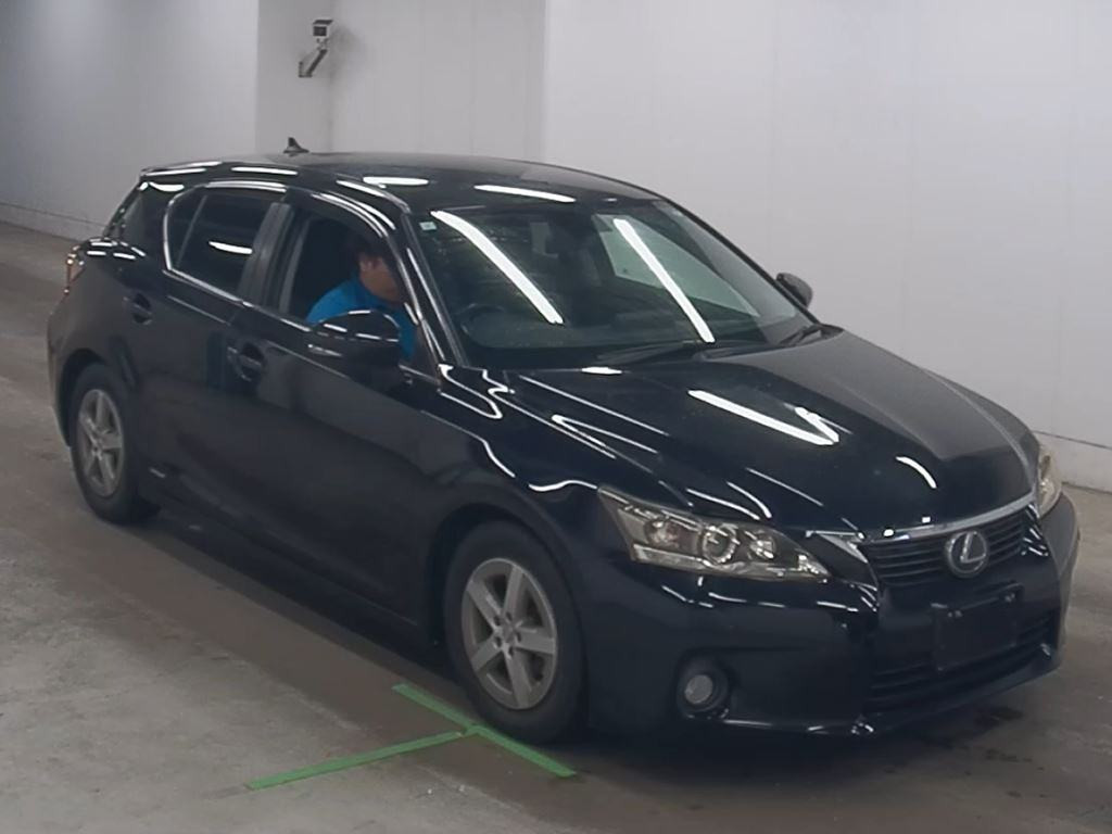 Lexus CT 2011 z aukcji japońskiej