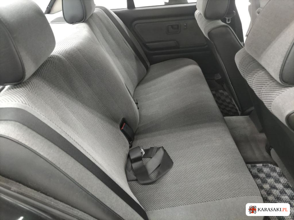 1989 BMW 3 Series 4D 320I 6