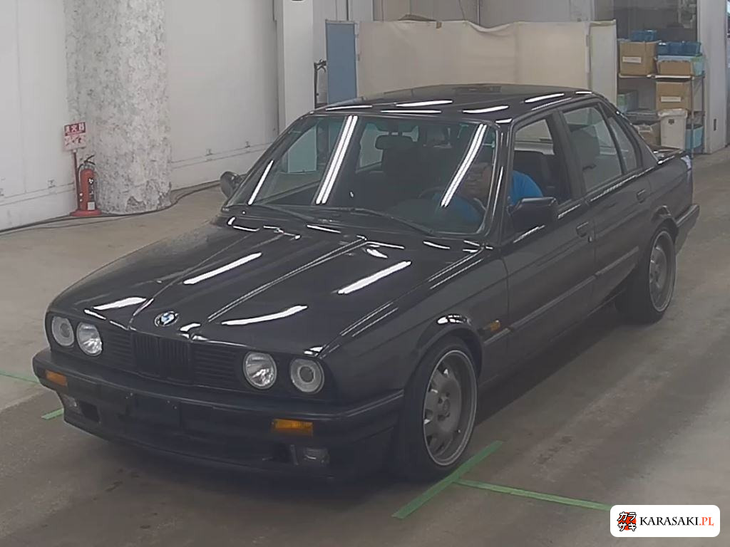 1989 BMW 3 Series 4D 320I 3