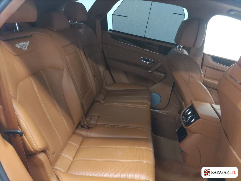 2019 Bentley Bentayga 4WD Base Grade 6