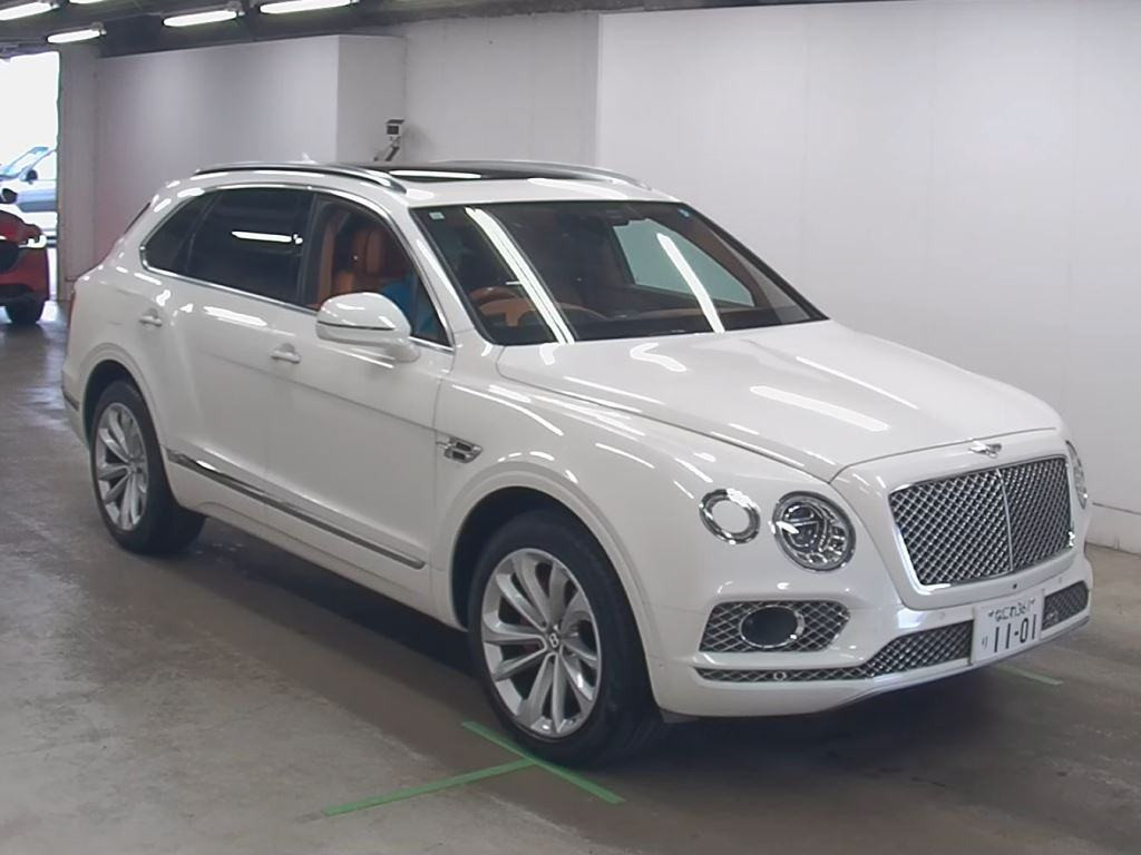 Bentley Bentayga 2019 z aukcji japońskiej