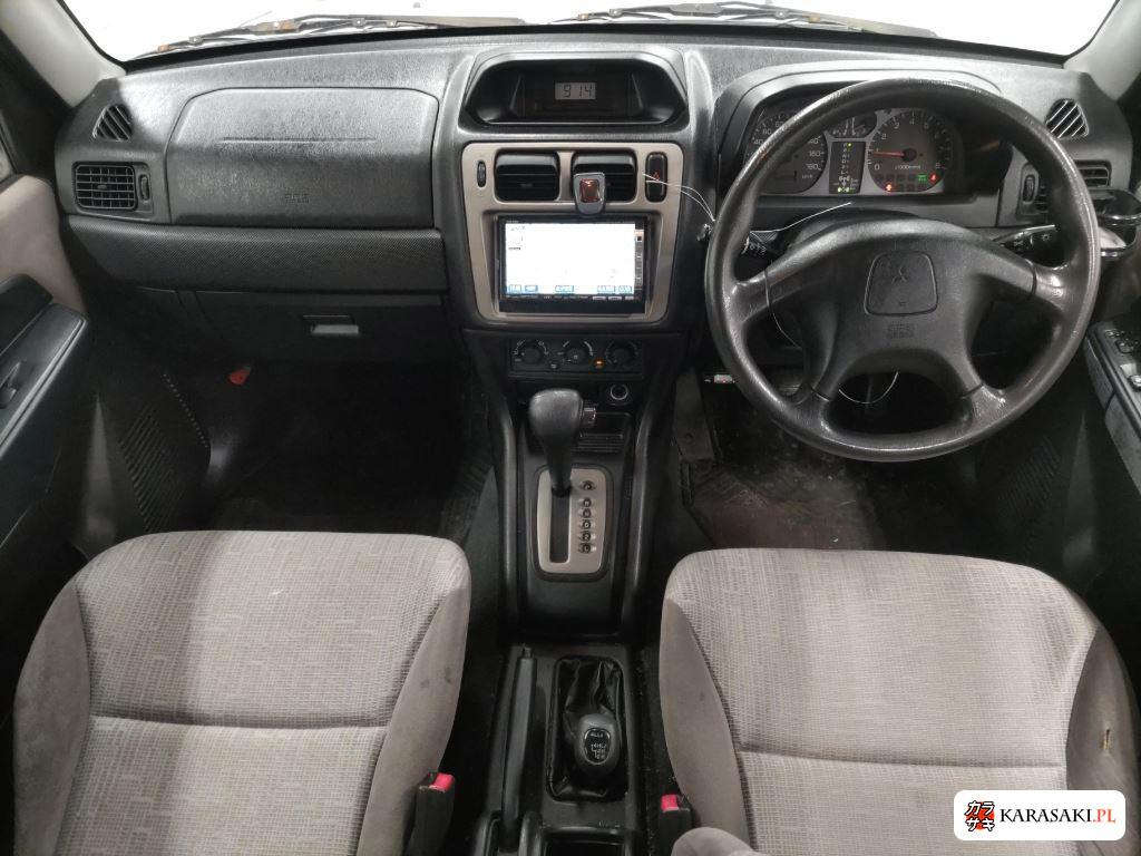 2005 Mitsubishi Pajero Io 5D 4WD 5