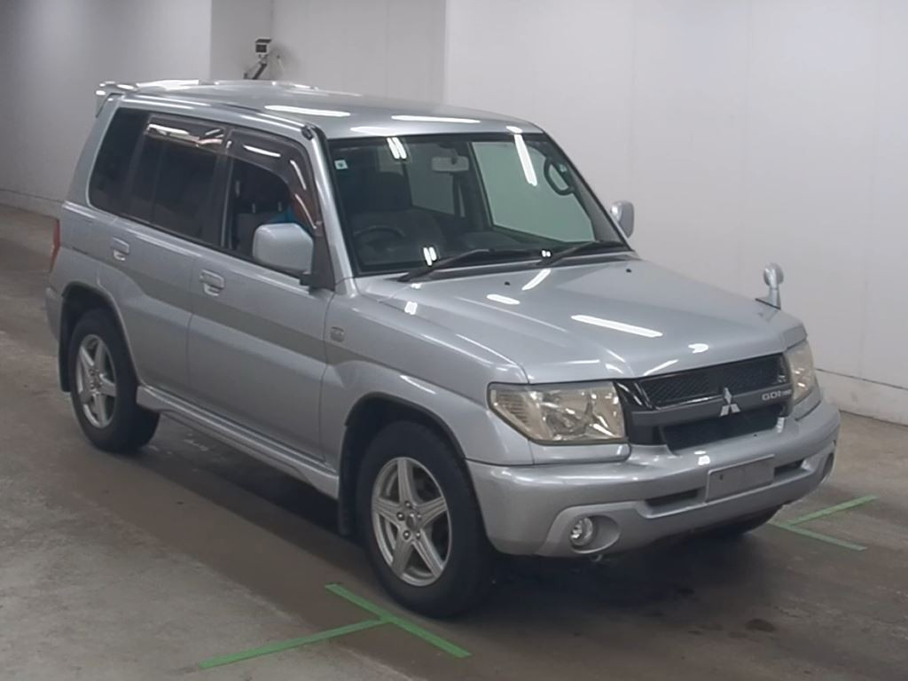 Mitsubishi Pajero Io 2005 z aukcji japońskiej