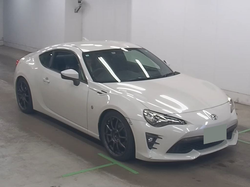 Toyota 86 2017 z aukcji japońskiej