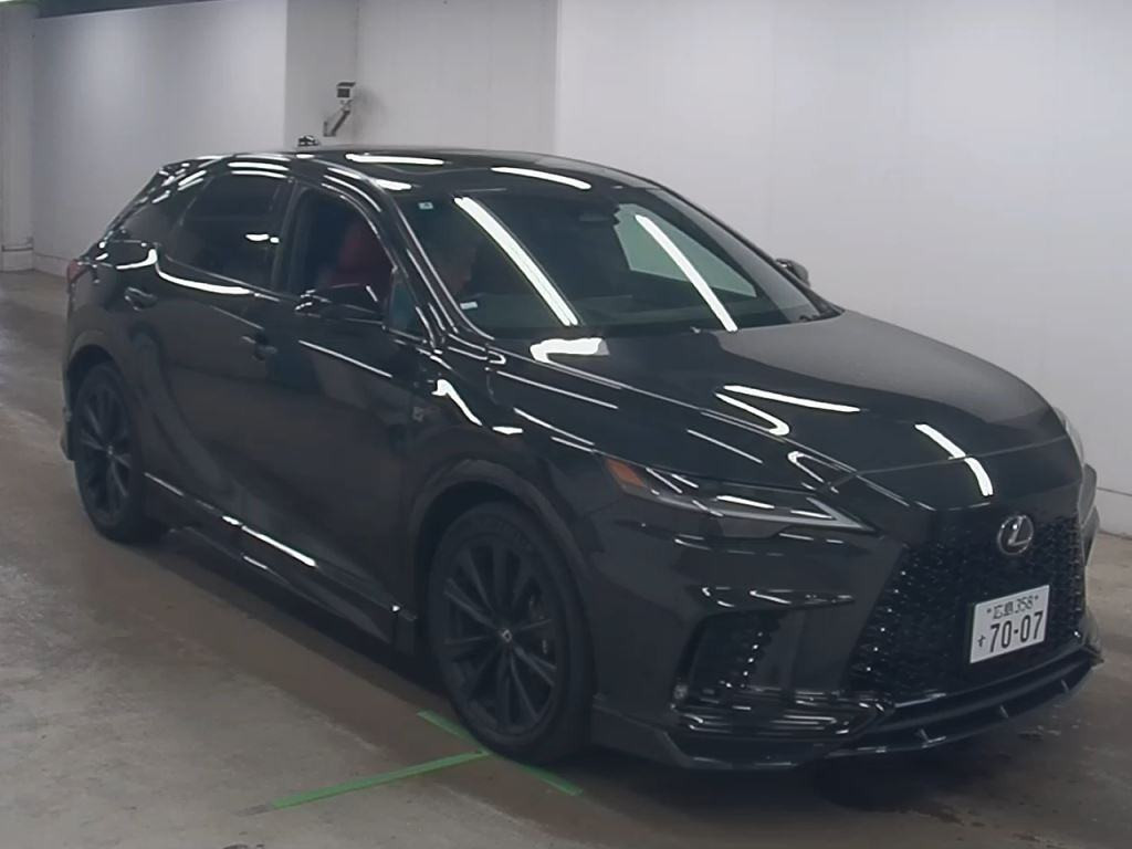 Lexus RX 2025 z aukcji japońskiej