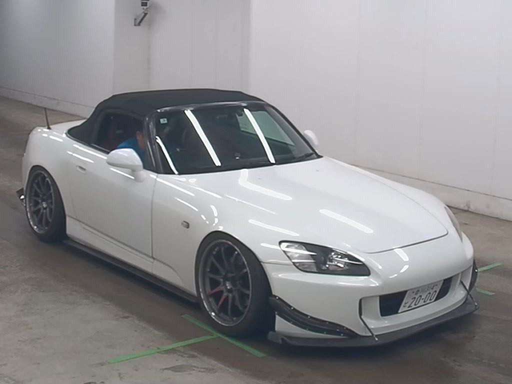 Honda S2000 1999 z aukcji japońskiej