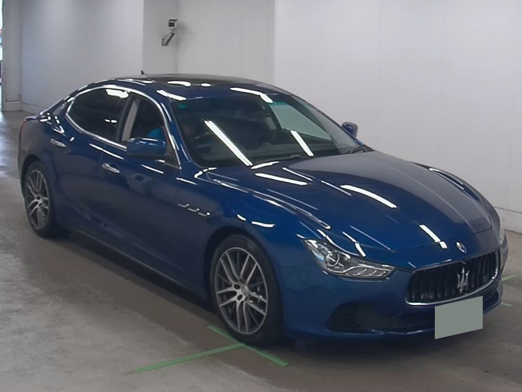 Maserati Ghibli 2015 z aukcji japońskiej