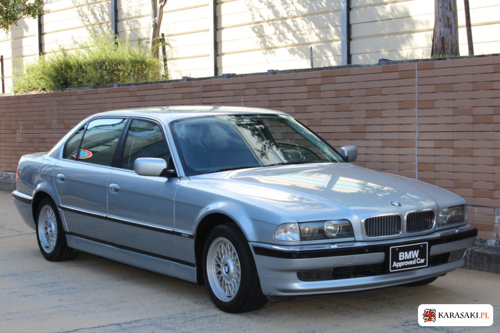 1996 BMW 7 Series 750IL 9