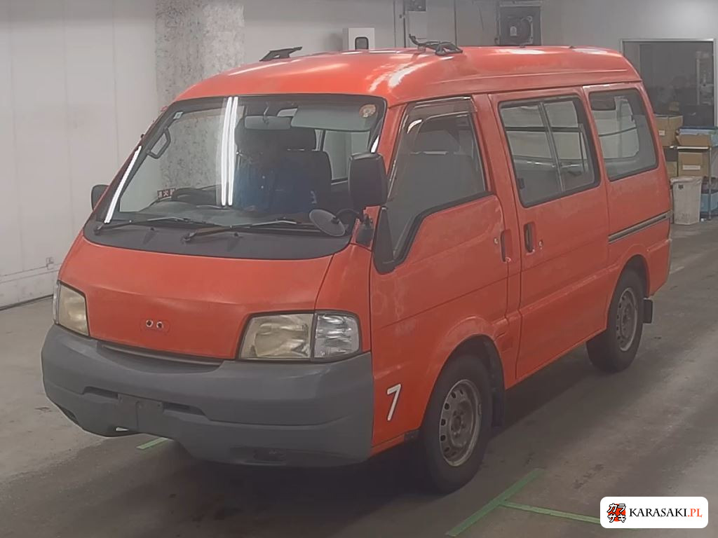 2000 Nissan SK82MN 3