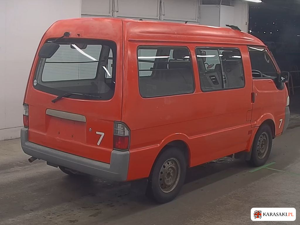 2000 Nissan SK82MN 4