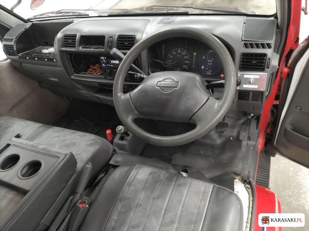 2000 Nissan SK82MN 5