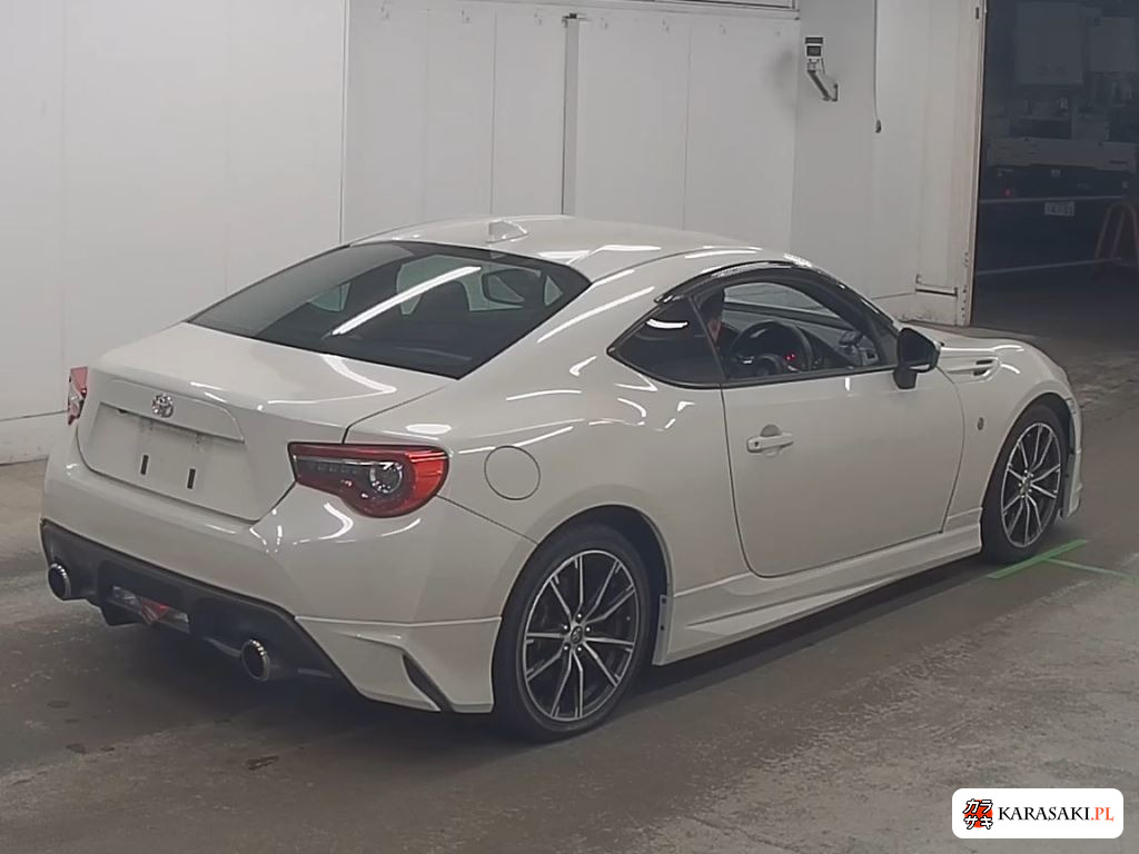 Toyota 86 2017 z aukcji japońskiej
