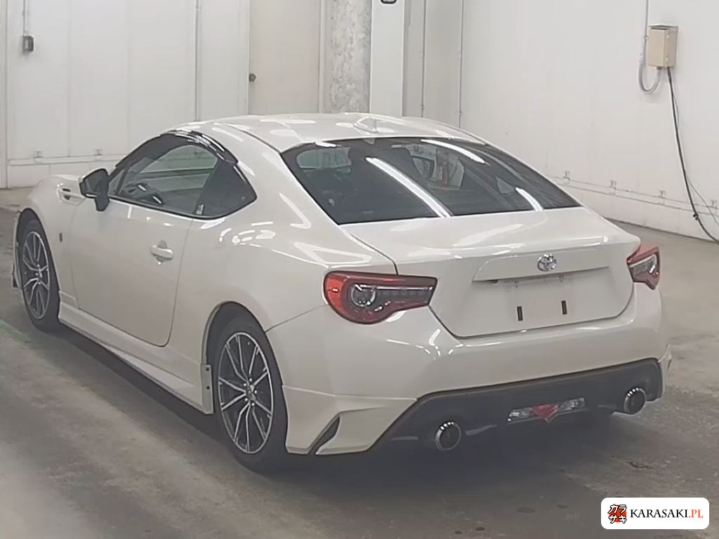 Toyota 86 2017 z aukcji japońskiej
