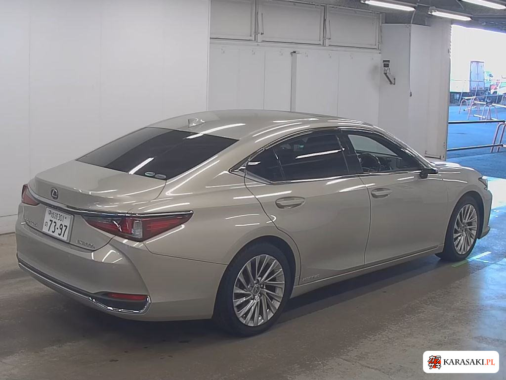 Lexus Es 2019 z aukcji japońskiej