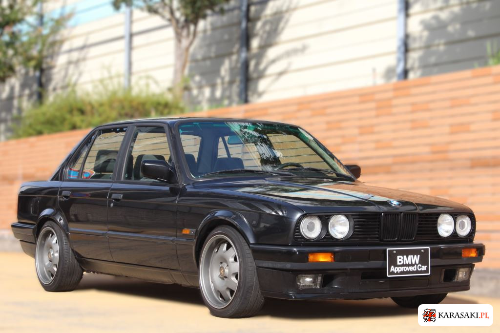 BMW 3 Series 1989 з японського аукціону