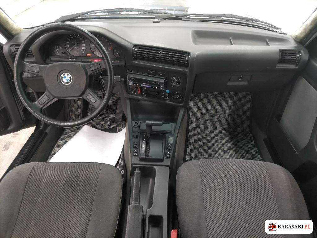 BMW 3 Series 1989 з японського аукціону