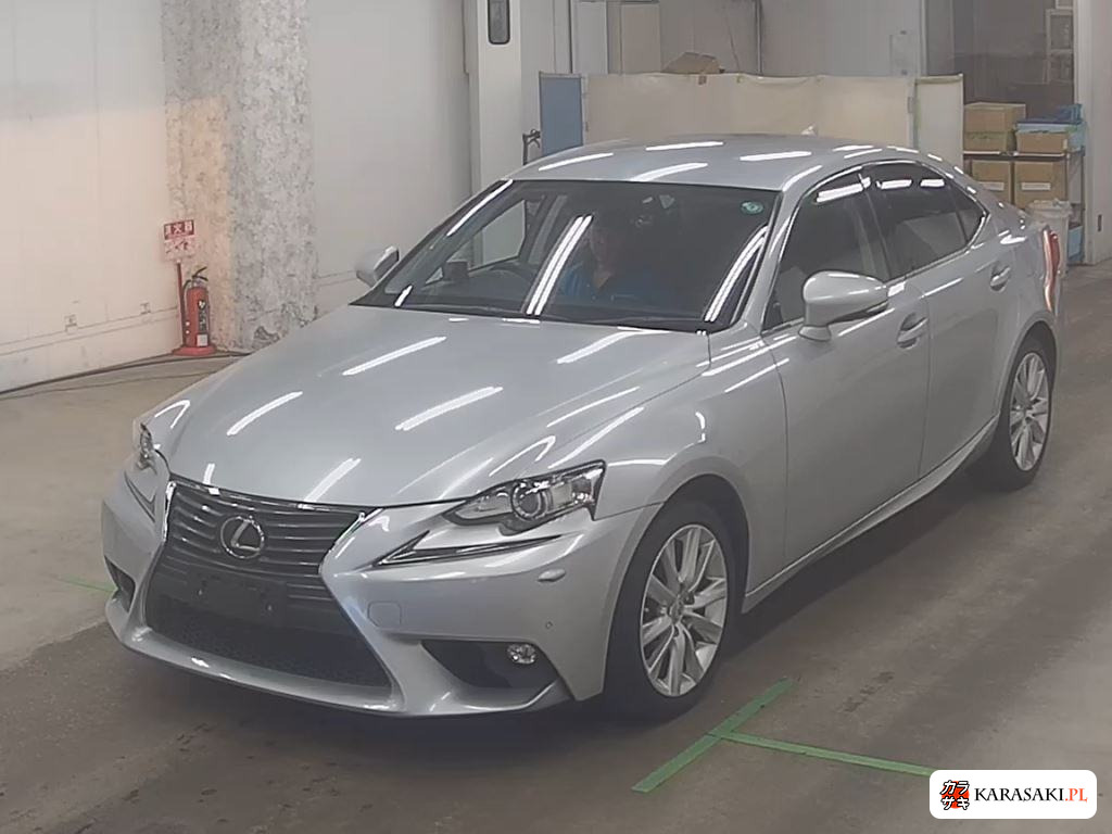 Lexus Is 2016 z aukcji japońskiej