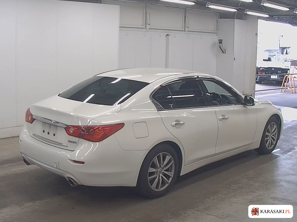 Nissan Skyline 2014 z aukcji japońskiej