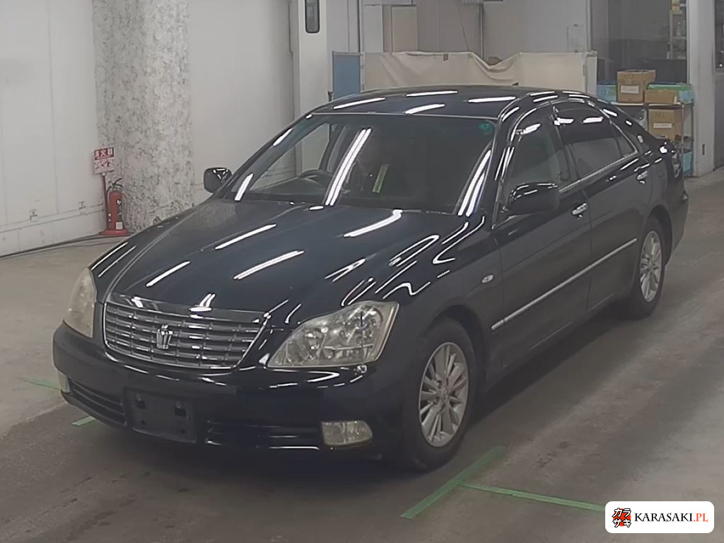 Toyota Crown 2018 z aukcji japońskiej
