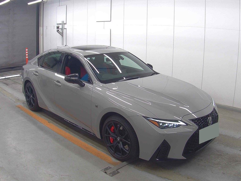 Lexus Is 2025 z aukcji japońskiej