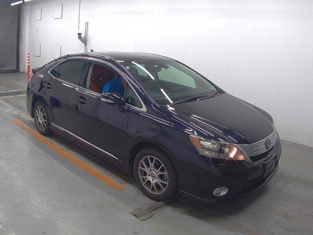 Lexus HS 2010 z aukcji japońskiej
