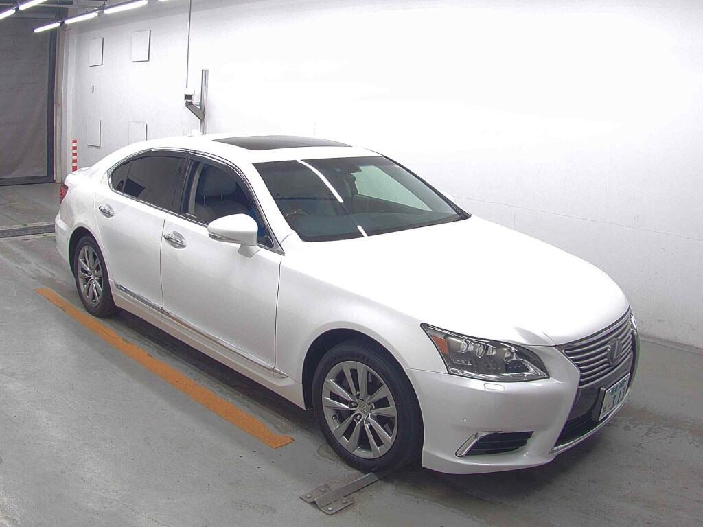 Lexus LS 2016 z aukcji japońskiej