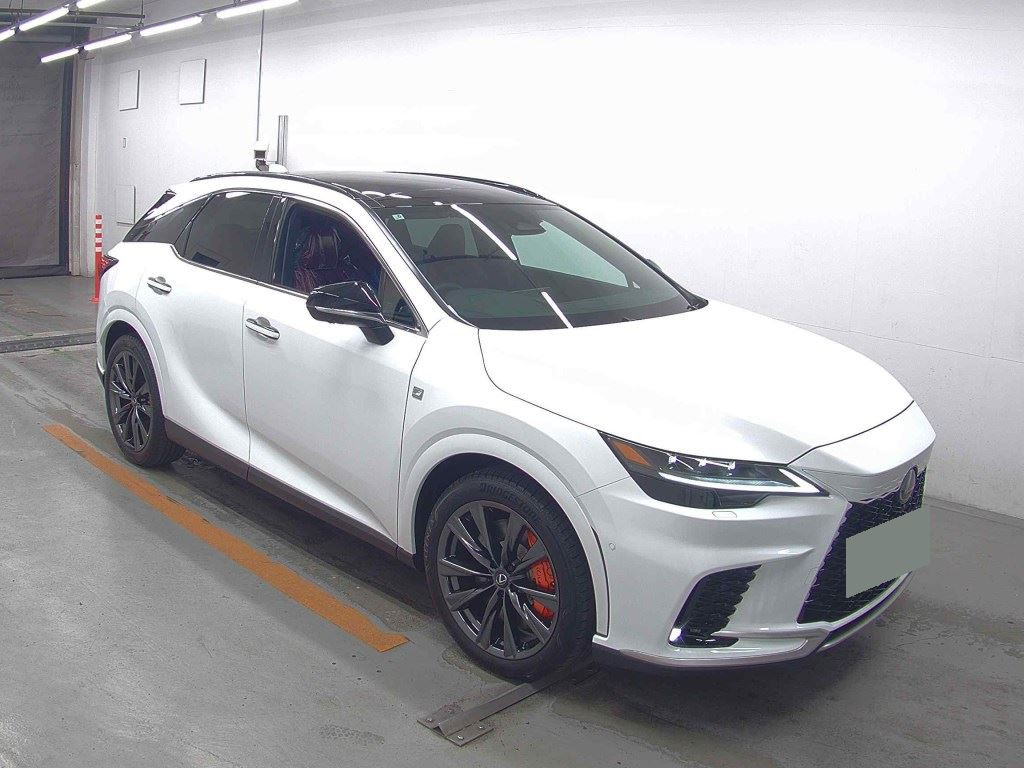 Lexus RX 2025 z aukcji japońskiej