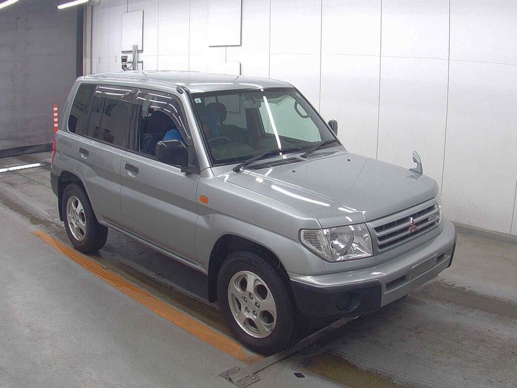 Mitsubishi Pajero Io 1999 z aukcji japońskiej