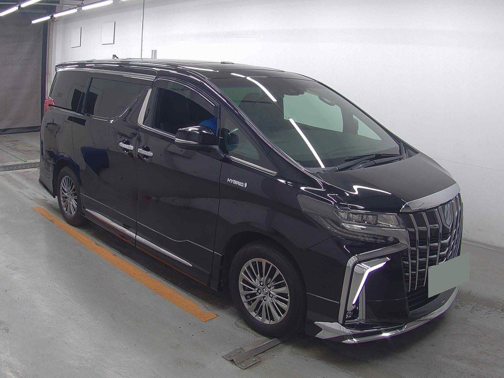 Toyota Alphard Hybrid 2018 z aukcji japońskiej
