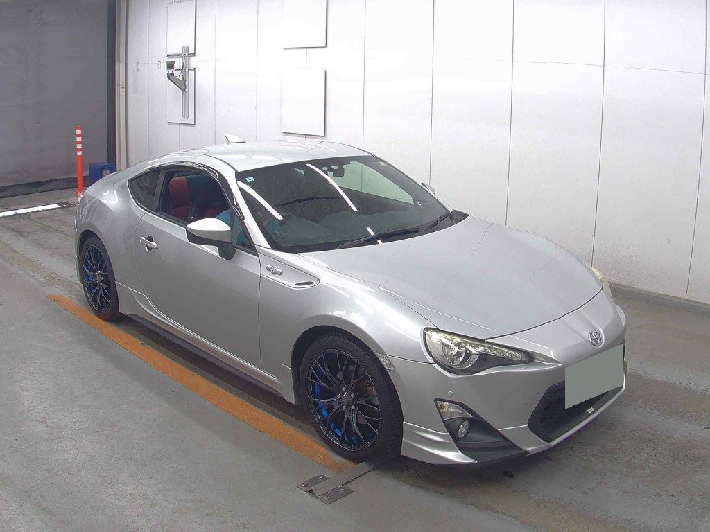Toyota 86 2012 z aukcji japońskiej
