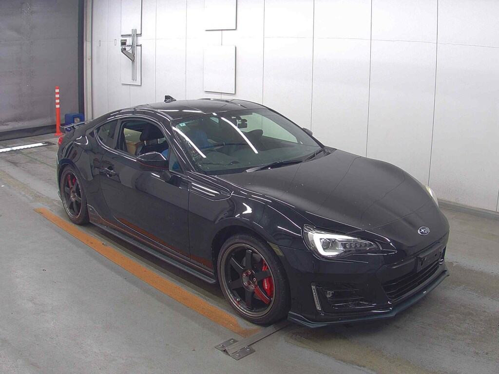 Subaru BRZ 2017 z aukcji japońskiej