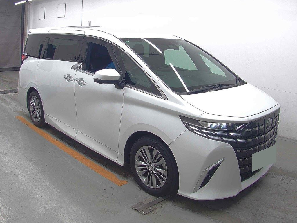 Toyota Alphard 2023 z aukcji japońskiej